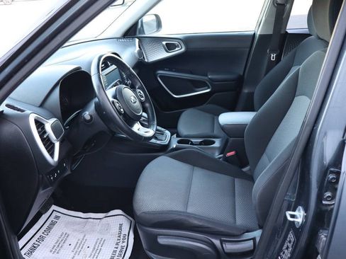 Used 2020 Kia Soul X-Line FWD image 6