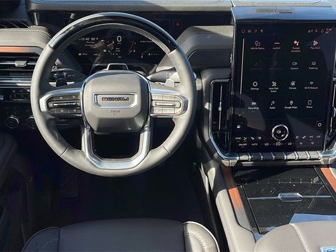 New 2026 GMC Yukon XL Denali w/ Denali Reserve Package image 15