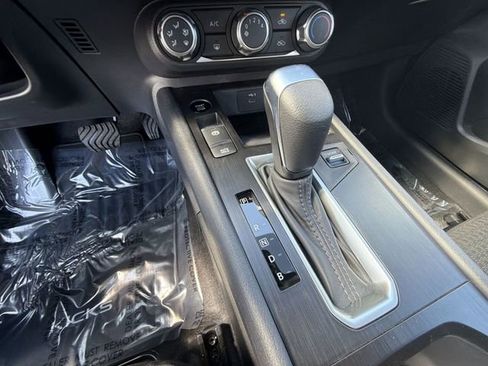 New 2026 Nissan Kicks S image 19