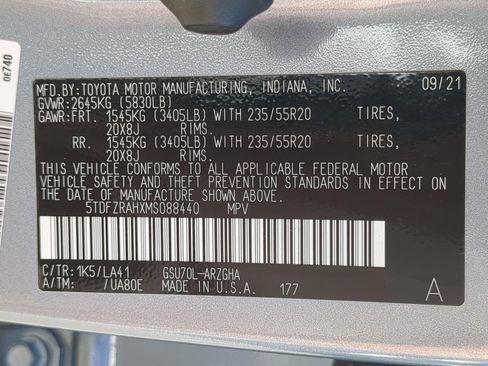Used 2021 Toyota Highlander Platinum FWD image 26