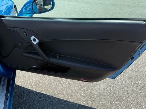 Used 2008 Chevrolet Corvette Coupe w/ Preferred Equipment Group image 11