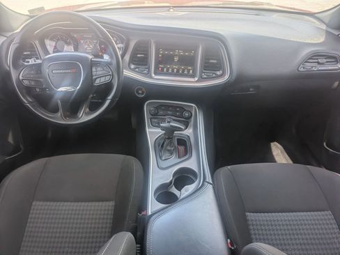 Used 2022 Dodge Challenger GT RWD image 9