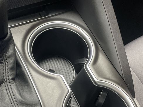 Used 2024 Toyota Camry LE image 28