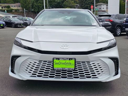 New 2026 Toyota Camry XSE AWD/4WD image 2