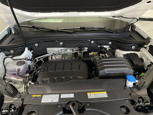 New 2026 Volkswagen Atlas SE FWD image 41