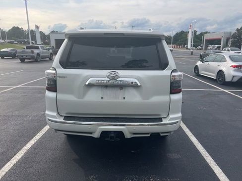 Used 2022 Toyota 4Runner Limited RWD image 12