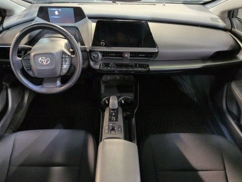 Used 2023 Toyota Prius LE FWD image 12