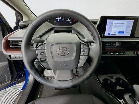 Used 2026 Toyota Prius Plug-In Hybrid FWD image 11
