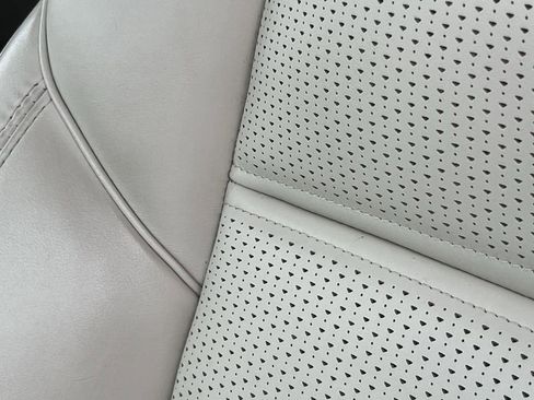 Used 2022 Cadillac Escalade ESV Premium Luxury Platinum w/ Heavy-Duty Trailer Package image 37