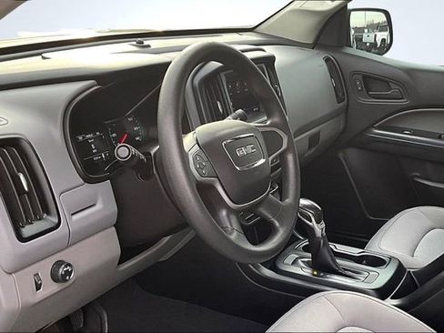 Used 2022 GMC Canyon Elevation Standard w/ Convenience Package image 17