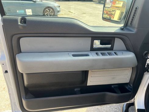 Used 2013 Ford F150 XLT w/ Mid Equipment Group RWD image 20