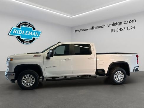 Used 2024 Chevrolet Silverado 2500 LT image 31