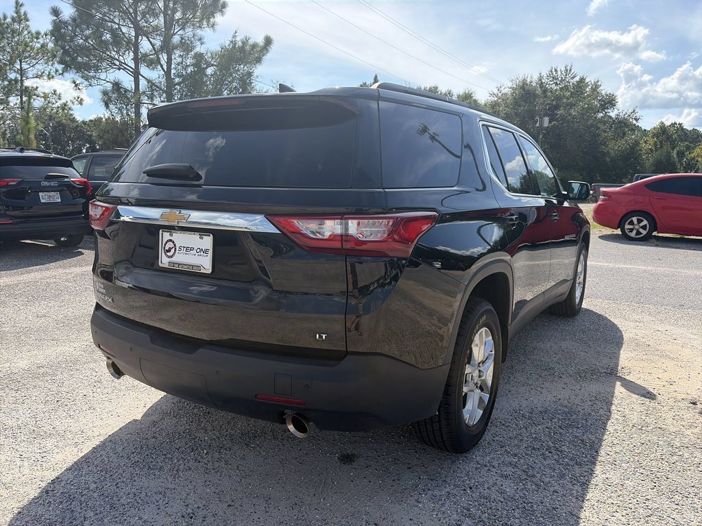 Used 2021 Chevrolet Traverse LT FWD image 6