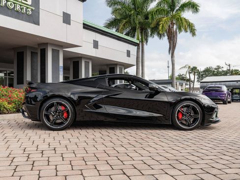 Used 2021 Chevrolet Corvette Stingray Premium Cpe w/ Z51 Performance Package RWD image 47