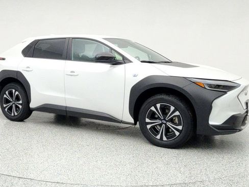 Used 2023 Subaru Solterra AWD image 3