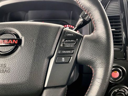 Used 2021 Nissan Titan PRO-4X image 21