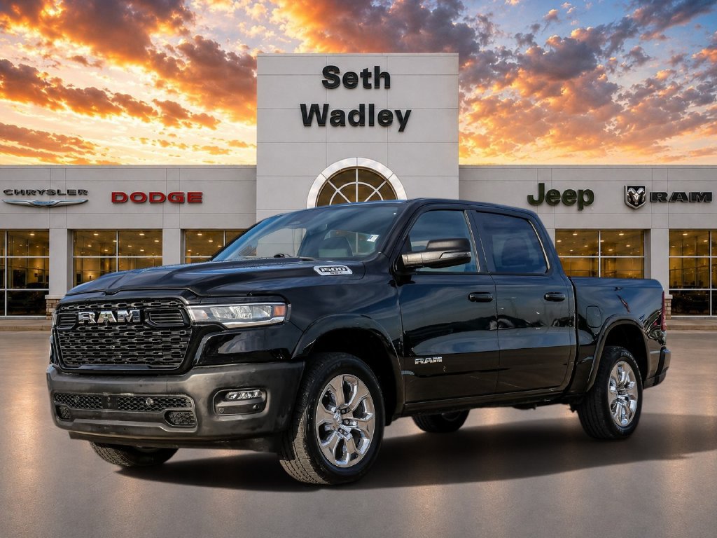 Used 2025 RAM 1500 Big Horn AWD/4WD image 3