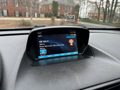 Used 2015 Buick Encore FWD image 25