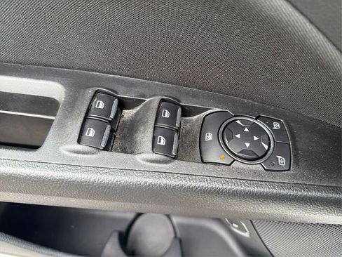 Used 2019 Ford Fusion SE image 49