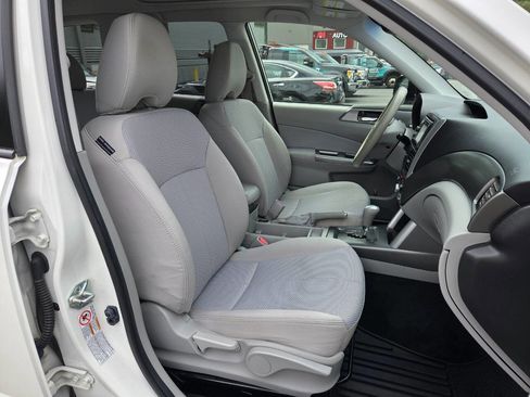 Used 2012 Subaru Forester 2.5X Premium image 16