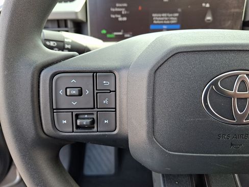 Used 2026 Toyota RAV4 LE FWD image 18