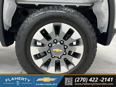 Used 2024 Chevrolet Silverado 2500 Custom w/ Custom Value Package AWD/4WD image 21