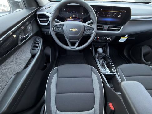 New 2026 Chevrolet TrailBlazer LS w/ LS Convenience Package FWD image 9