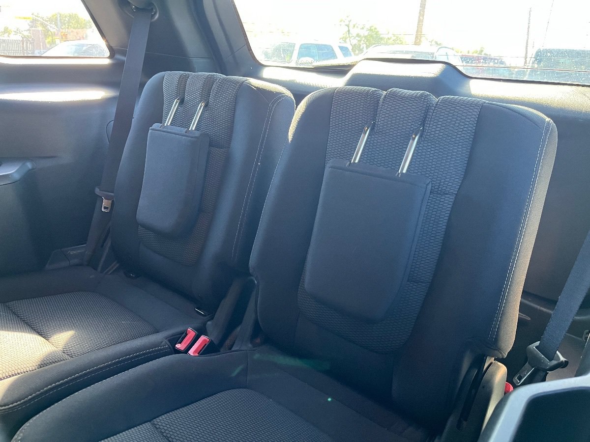 Used 2019 Ford Explorer XLT FWD image 14