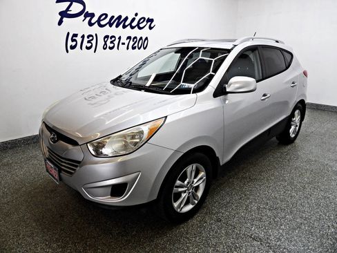 Used 2011 Hyundai Tucson GLS image 1