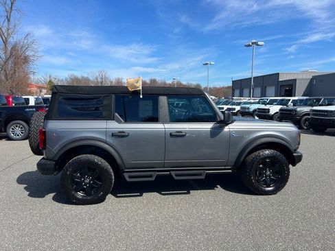 Certified 2023 Ford Bronco Black Diamond image 6