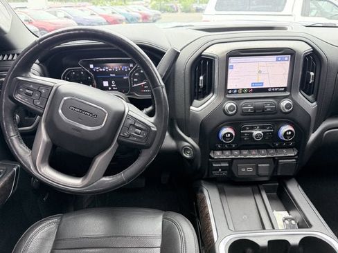 Used 2020 GMC Sierra 2500 Denali w/ Denali Ultimate Package AWD/4WD image 15