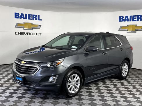Used 2018 Chevrolet Equinox LT image 1