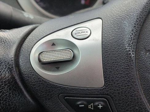 Used 2014 Nissan Juke SL image 18