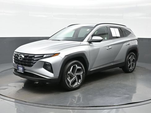 Certified 2024 Hyundai Tucson SEL w/ Convenience Package AWD/4WD image 2