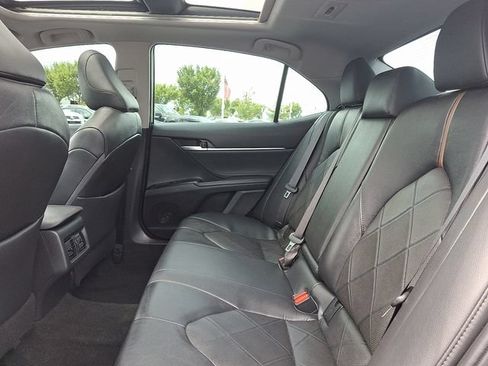 Used 2018 Toyota Camry XLE w/ Driver Assist Package FWD image 10