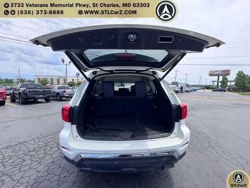 Used 2020 Nissan Pathfinder SL AWD/4WD image 13