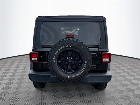 Used 2021 Jeep Wrangler Unlimited Willys image 7