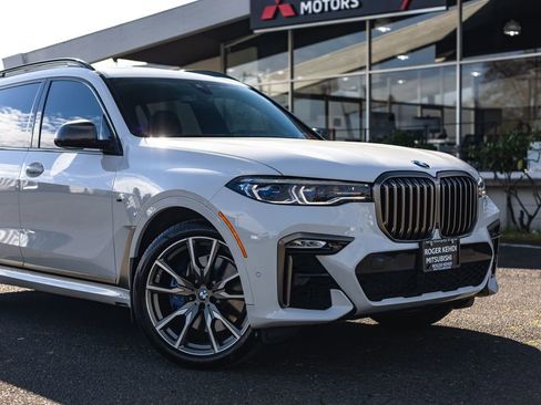 Used 2022 BMW X7 M50i w/ Cold Weather Package AWD/4WD image 3