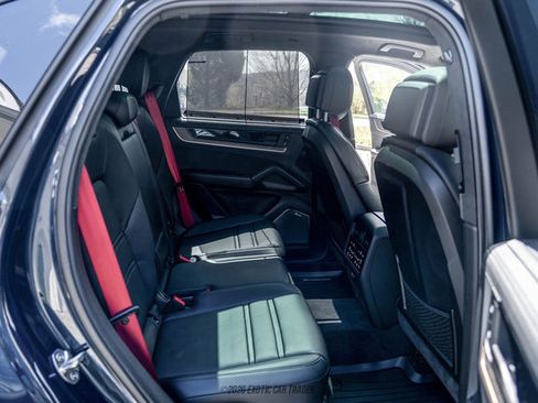 Used 2024 Porsche Cayenne S image 51