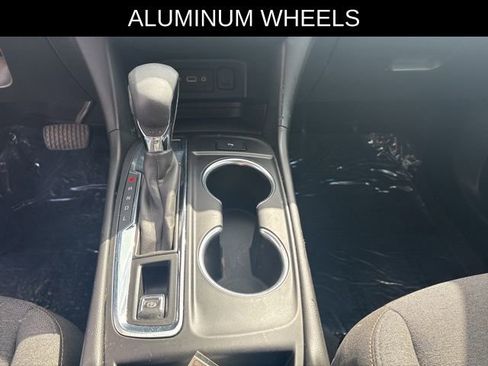 Used 2022 Chevrolet Equinox LT w/ Driver Convenience Package image 24