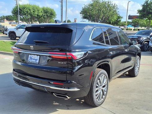 New 2026 Buick Enclave Avenir w/ Super Cruise Package FWD image 3