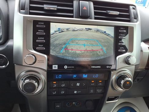Used 2020 Toyota 4Runner Limited AWD/4WD image 19