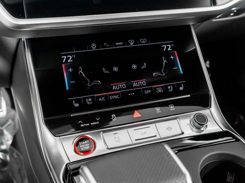 Used 2025 Audi RS 6 performance image 30