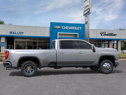 Used 2026 Chevrolet Silverado 3500 LTZ w/ LTZ Plus Package AWD/4WD image 6