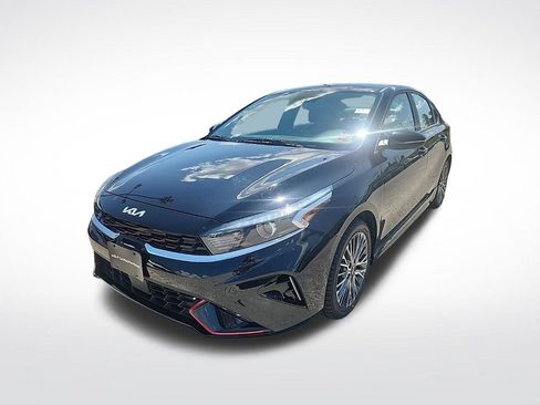 Used 2023 Kia Forte GT-Line w/ GT-Line Premium Package FWD image 3