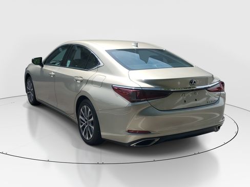 Used 2023 Lexus ES 350 w/ Accessory Package (Z2) FWD image 5
