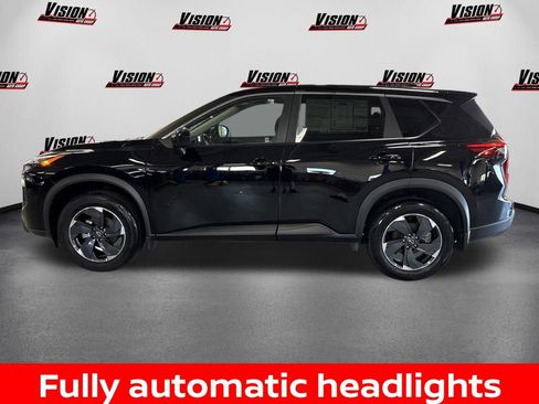 Certified 2026 Nissan Rogue SV AWD/4WD image 9