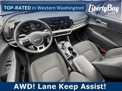 Used 2024 Kia Sportage LX image 15