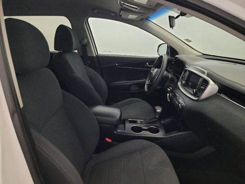 Used 2019 Kia Sorento AWD image 21