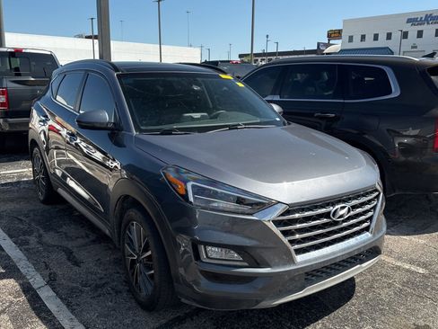 Used 2021 Hyundai Tucson Ultimate w/ Cargo Package AWD/4WD image 2